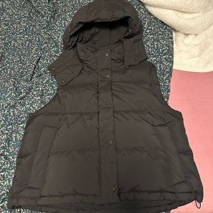 Lululemon Wunder Puff Cropped Vest Black Size 14 NWOT